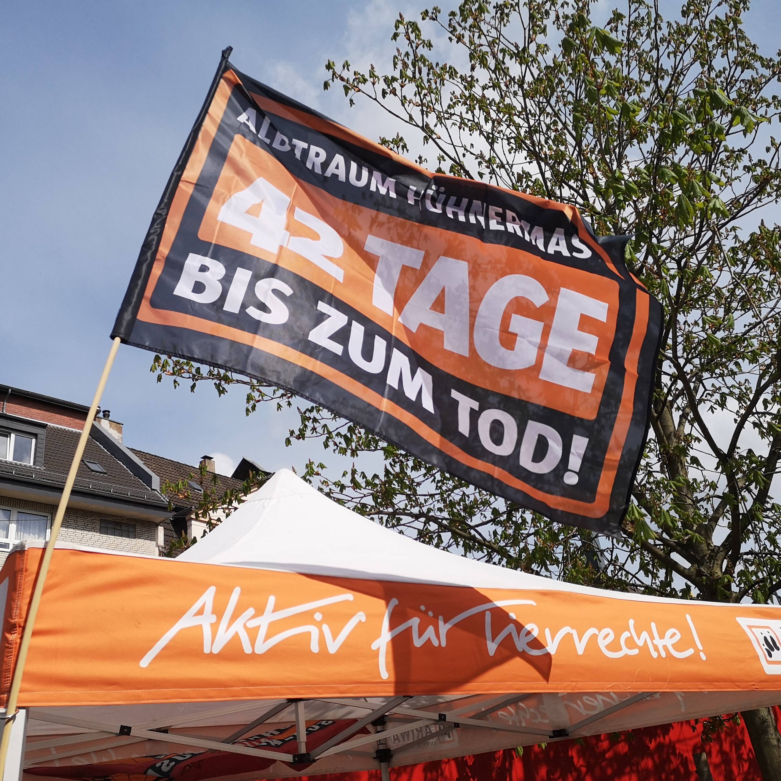 Infostand mit Silent Line | 42 Tage bis zum Tod